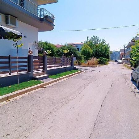 Filippou Luxury Apartments Flojitá Kültér fotó