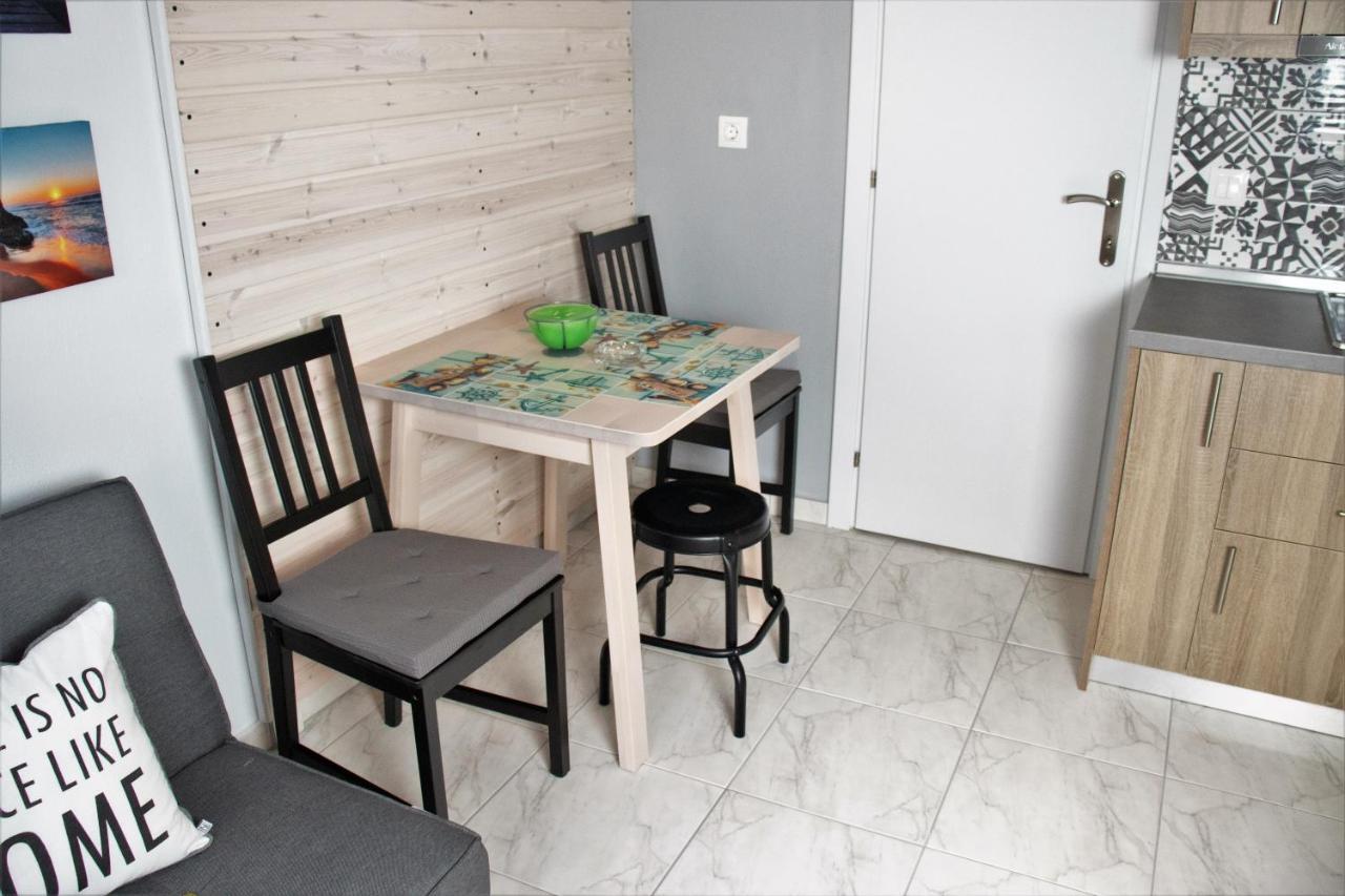 Filippou Luxury Apartments Flojitá Kültér fotó