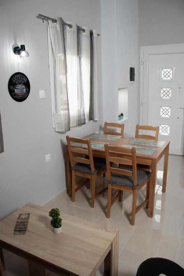 Filippou Luxury Apartments Flojitá Kültér fotó